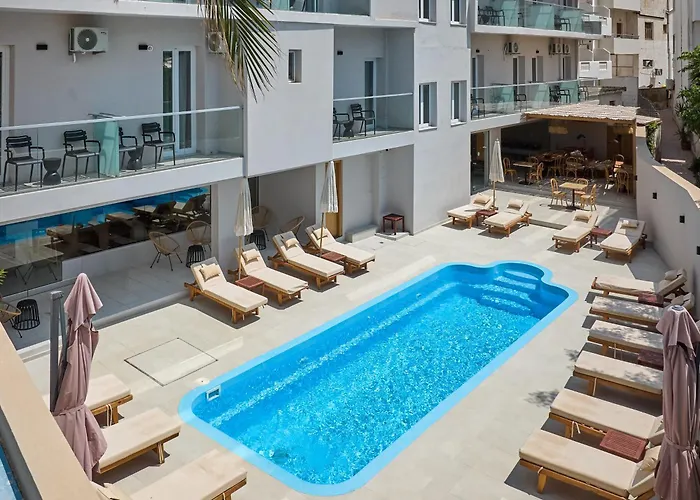 Hotel Lotus Rise - Adults Only