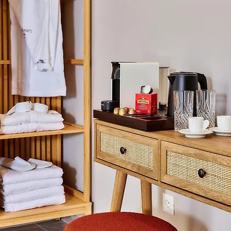 Отель Lotus Rise - Adults Only